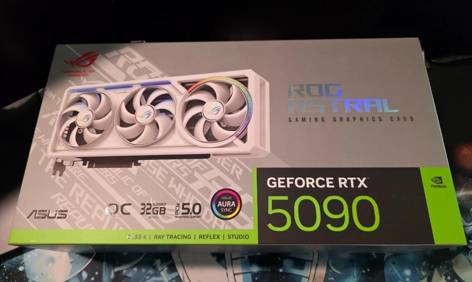 ASUS ROG Astral RTX 5090 Metal Backplate