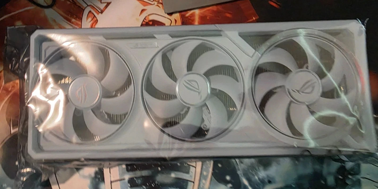 ASUS ROG Astral RTX 5090 Metal Backplate